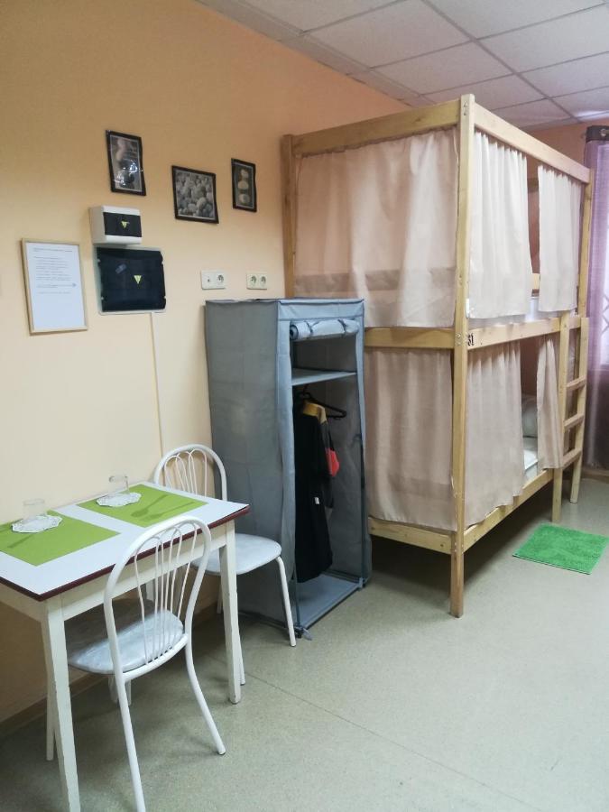 Dachny Hostel На Метро "Заельцовская" Νοβοσιμπίρσκ Εξωτερικό φωτογραφία